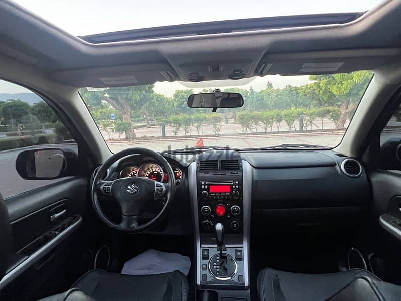 Suzuki Grand Vitara 2019-2018 Option 1 Oman car dealer Service 8