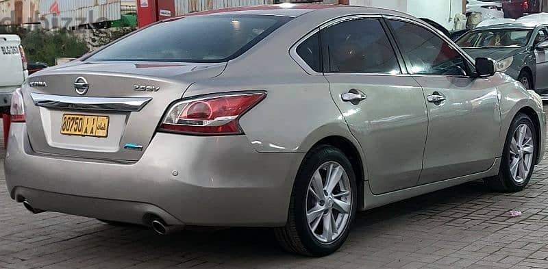 Nissan Altima 2013 2