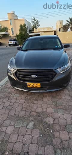 Ford Taurus 2019 0