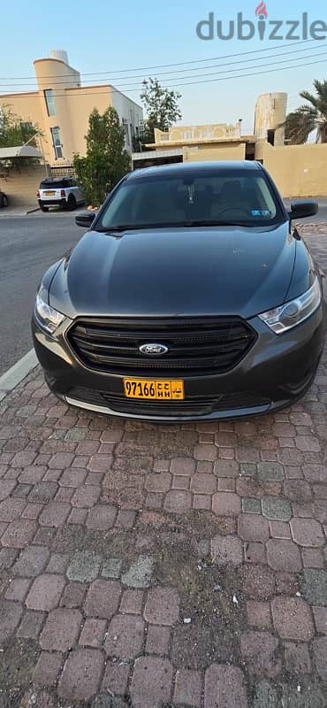 Ford Taurus 2019 0