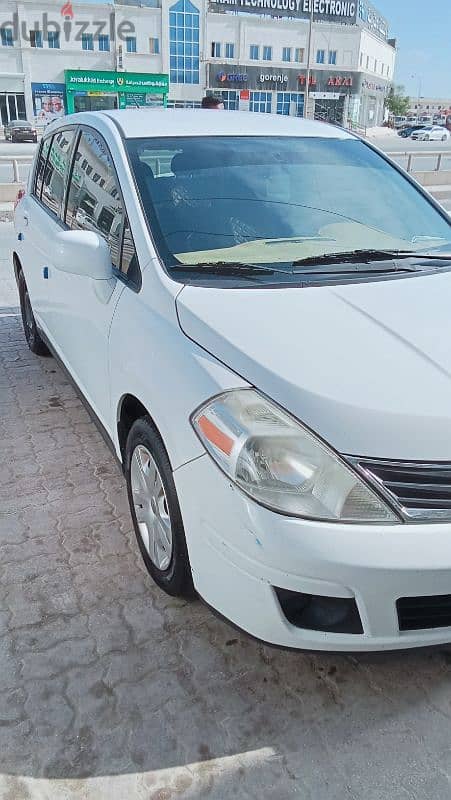 Nissan Versa 2010 3