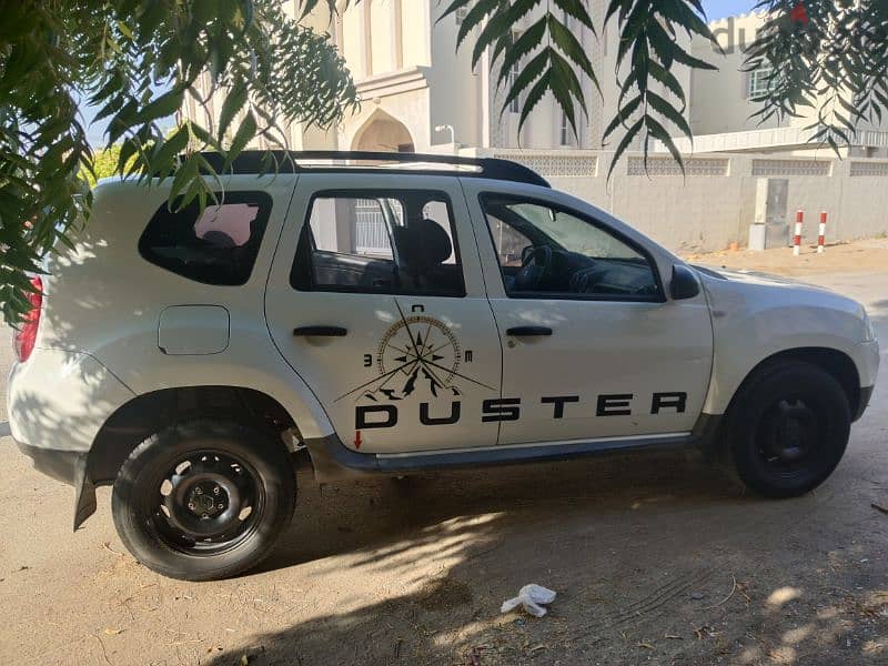 Renault Duster 2014 special edition well maintained for sale 2