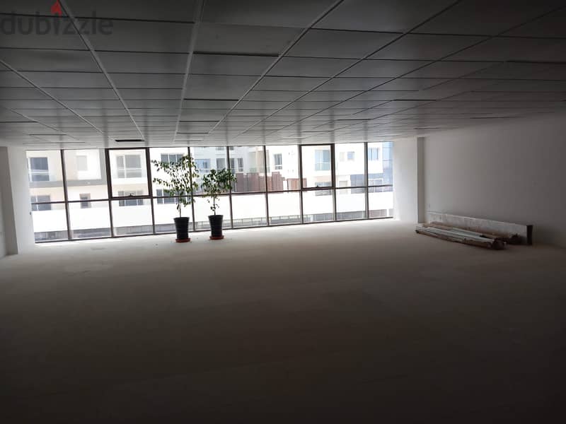 Office space at Business tower- Muscat Hills 12