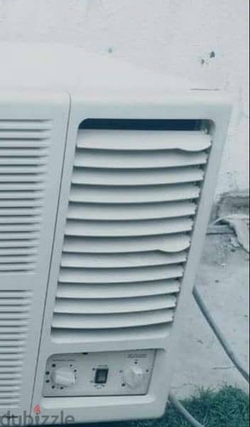 i have window Ac very good condition 1.5 tan 1