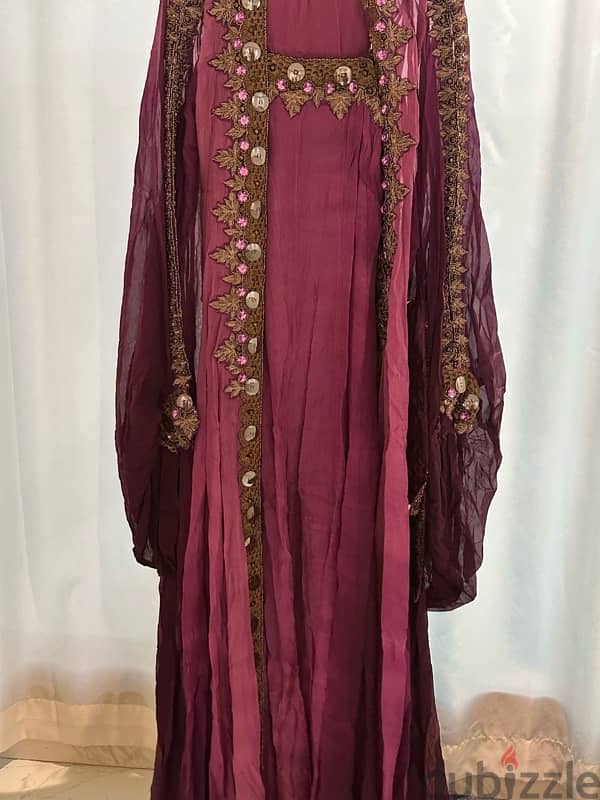 أروع الجلابيات والفساتين The best jalabya and dress 1