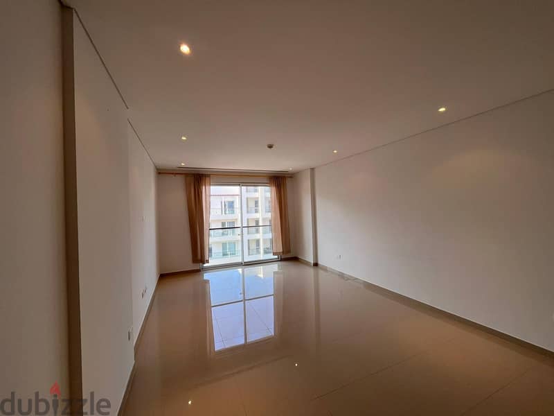 2 BR Elegant Apartment in Al Mouj with Building Amenities 5