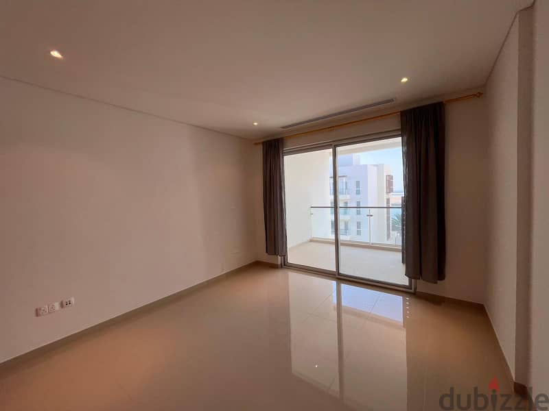 2 BR Elegant Apartment in Al Mouj with Building Amenities 8