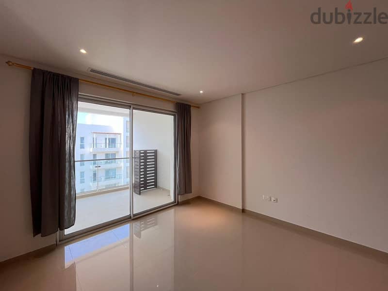 2 BR Elegant Apartment in Al Mouj with Building Amenities 12