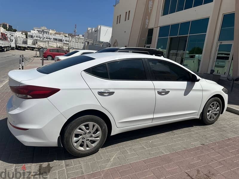 Hyundai Elantra 2016 4