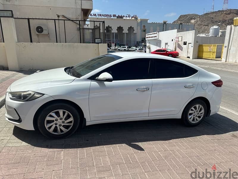 Hyundai Elantra 2016 5