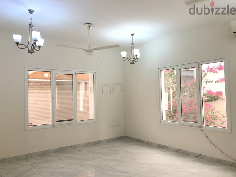 3Me12 Fabulous 5 BHK villa for rent in  Sultan Qaboos City(MQ) 2