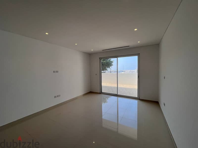 2 BR + Maid’s Room Overlooking the Marina Apartment in Al Mouj 5