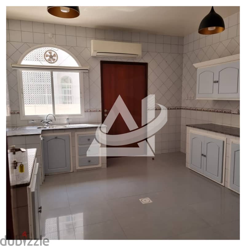 ADA506** 4BHK Well Maintained Ground Floor flat for rent in Azaiba 10