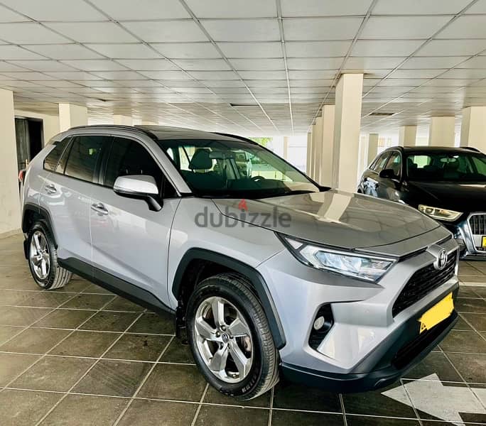 TOYOTA RAV4 4WD 2021 2.5L , Expat single owner used , GCC Oman car 3