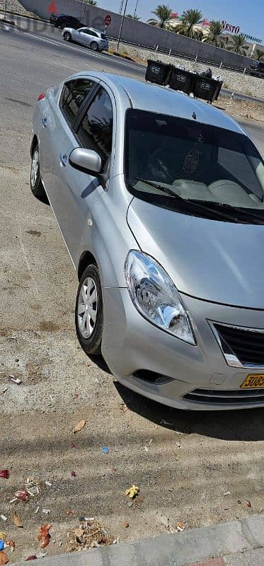 Nissan Sunny 2012 0