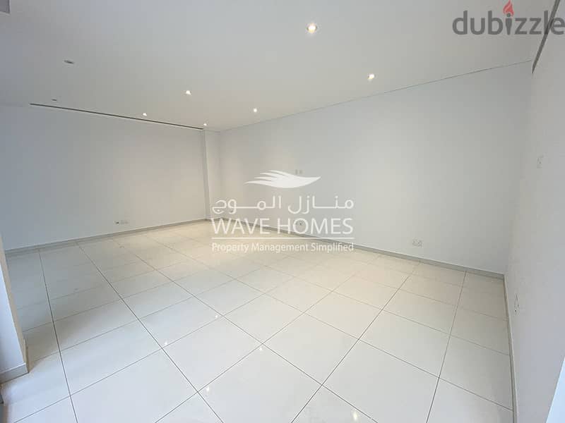 Spacious 3 Bedroom Villa for Sale in Al Mouj 1