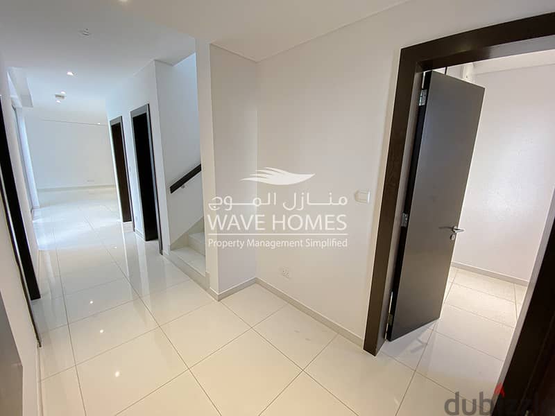 Spacious 3 Bedroom Villa for Sale in Al Mouj 5