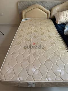 urgent sale bed with Raha matres 0