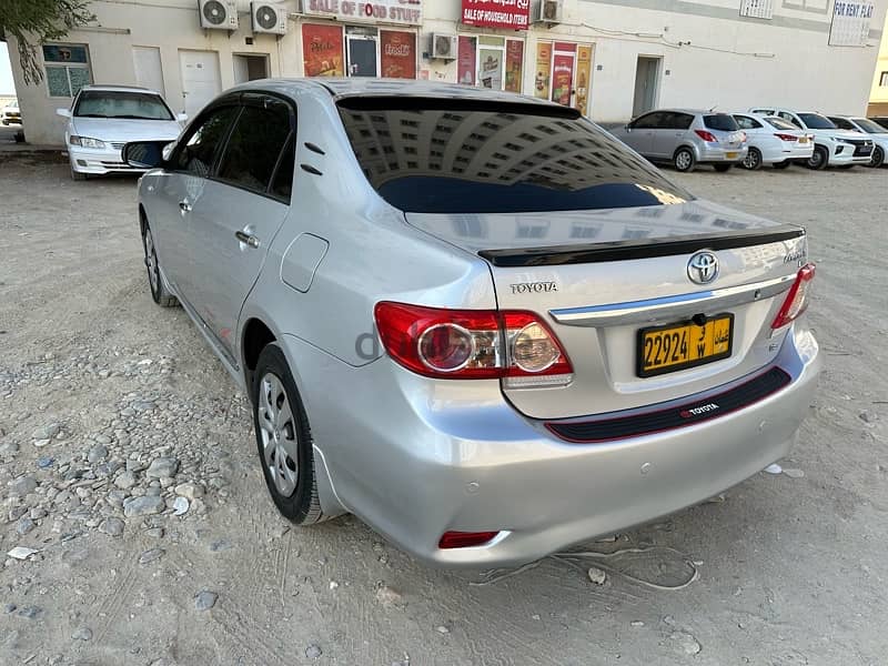 Toyota Corolla 2012 full showroom service 3