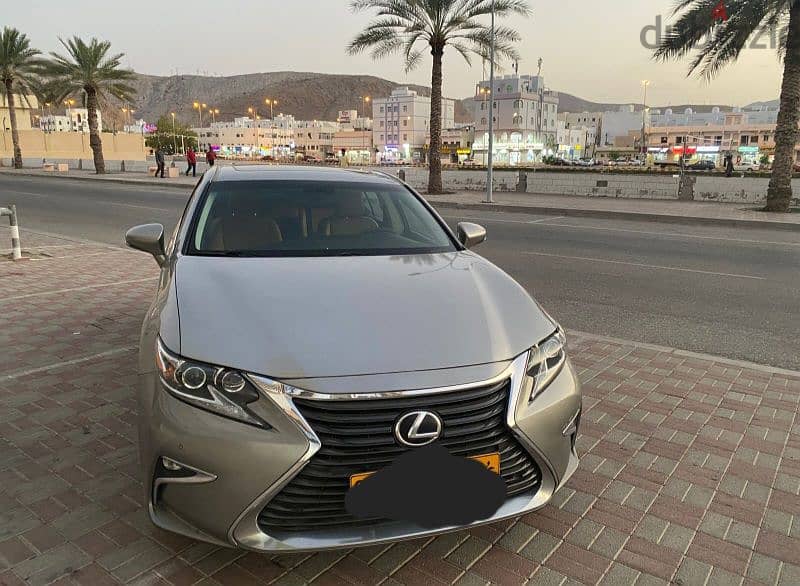 Lexus ES-Series 360 2018 GCC 14