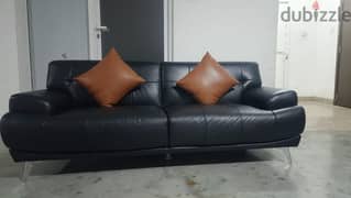 3seater leather sofa little used home center spencer 3 seater