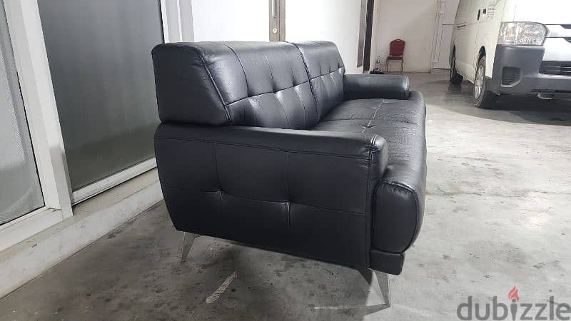 3seater leather sofa little used home center spencer 3 seater 2