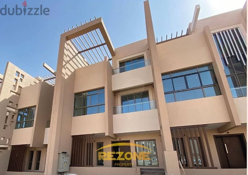 Villa for Rent 4+1 bedrooms in Rose village (Muscat hills) 1