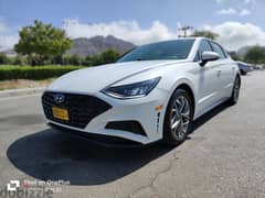 Hyundai Sonata SEL 2021 in excellent condition