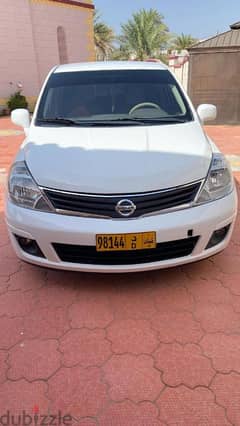 Nissan versa 2012 0