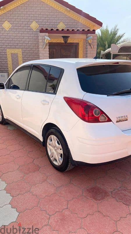 Nissan versa 2012 2