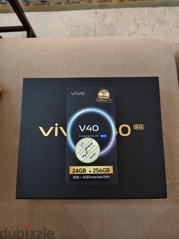 Vivo V40 5G With Gift Box 0