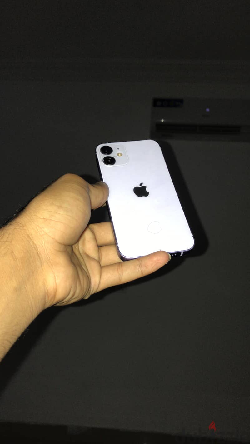 Iphone 12 mini i have i want to sale urgent 3