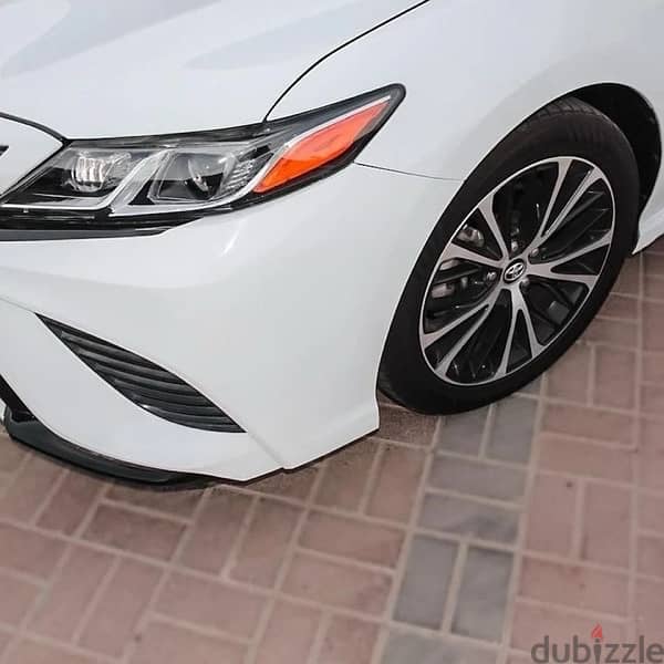 TOYOTA CAMRY 2019 3