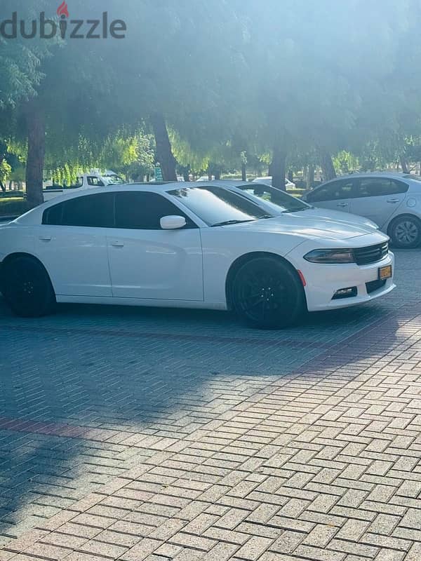 Dodge Charger 2019 1