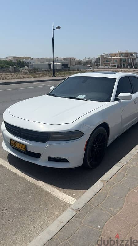 Dodge Charger 2019 4