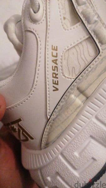 حذاء فيرساتشي تريجريكا الأصلي VERSACE TRIGRECA SNEAKERS  ORIGINAL 0