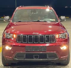 Jeep Grand Cherokee 1941 Sterling Edition 2021 clean and maintained