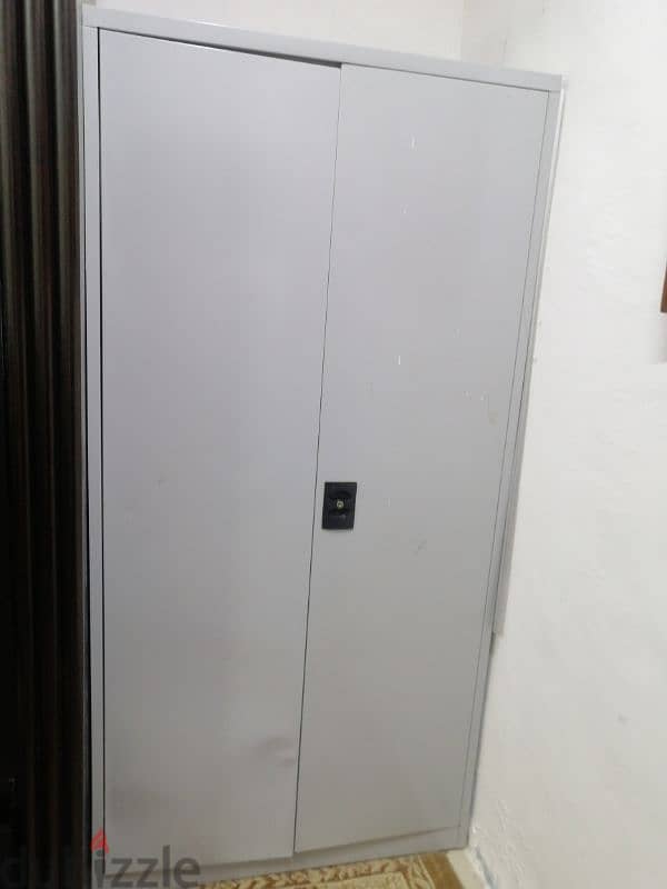 Stell 2 Doors cupboard in Clean Condition 0