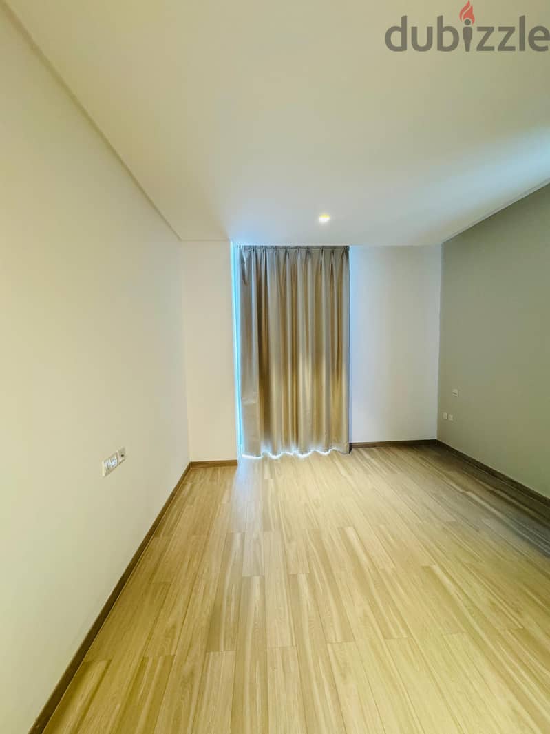 1 BHK SEMIFURNISHED IN MUSCAT GRAND MALL (AS28) 5