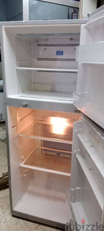 hitachi fridge original condition 2