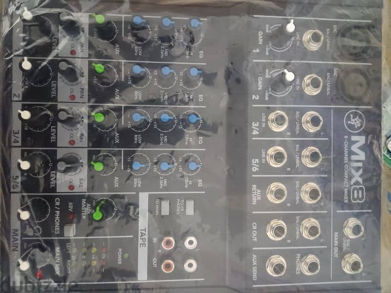 8-channel compact mixer 0