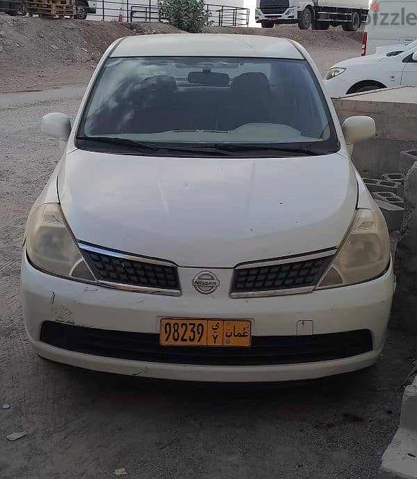 Nissan Tiida 2008 3