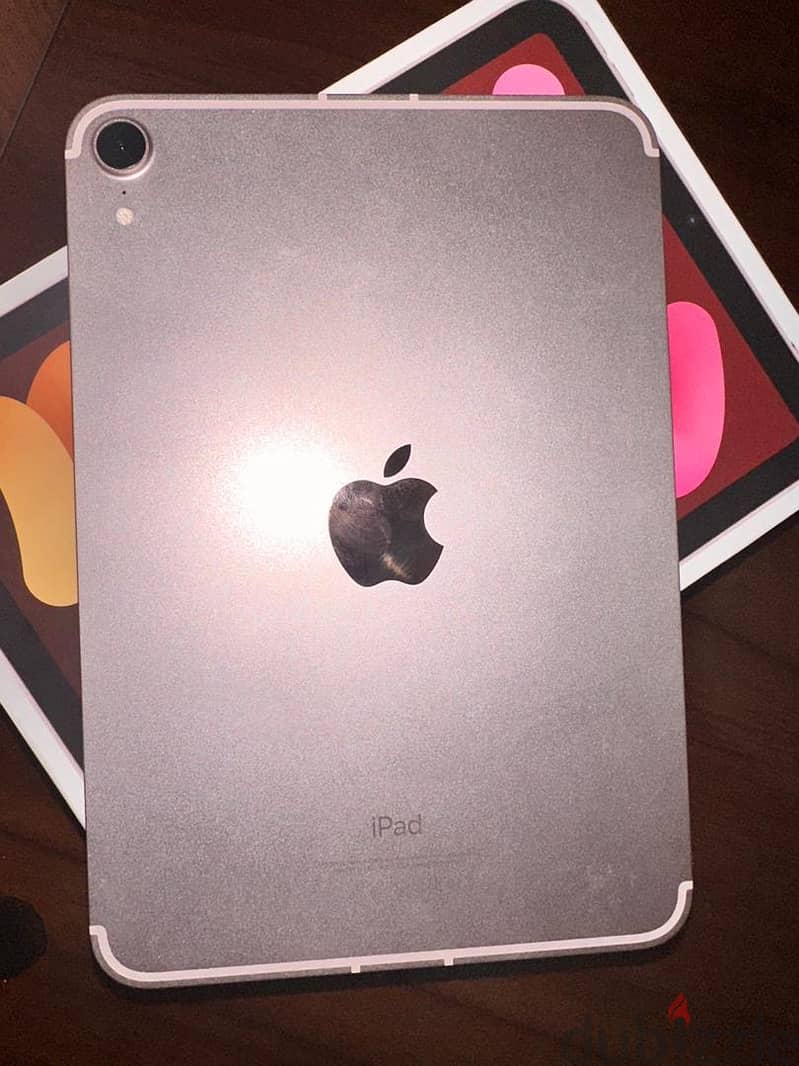 Ipad mini 6, CELLULAR & wifi, 64 GB, rosegold , battery 100%. 0