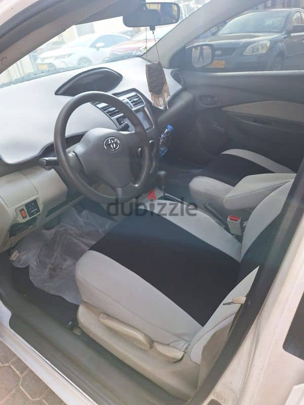 Toyota Yaris 2009 1