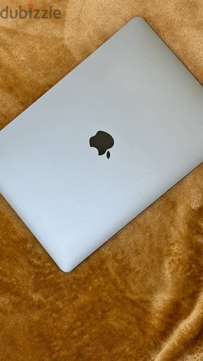 MacBook