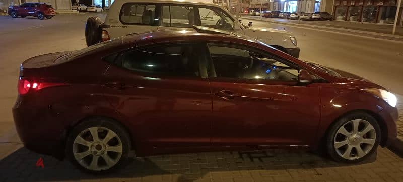 Hyundai Elantra 2013. . call. . 79571915 2