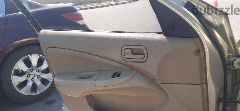 Nissan Sunny 2008 12