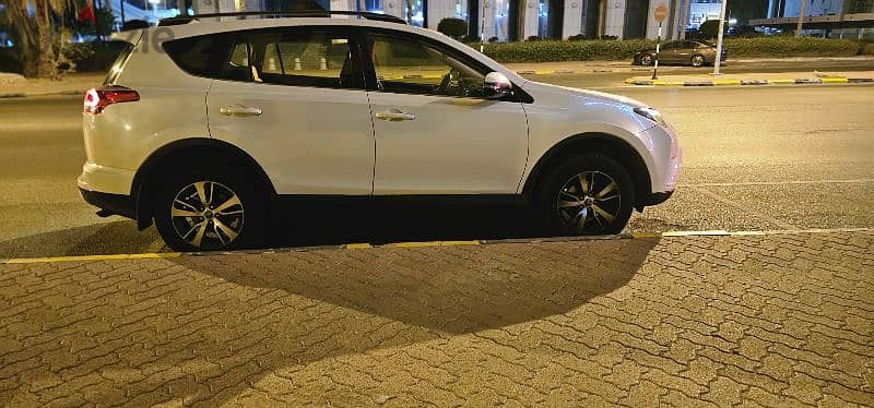 Toyota Rav 4 2017 1