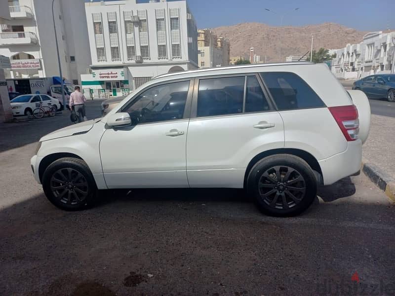 Suzuki Grand Vitara 2016 3