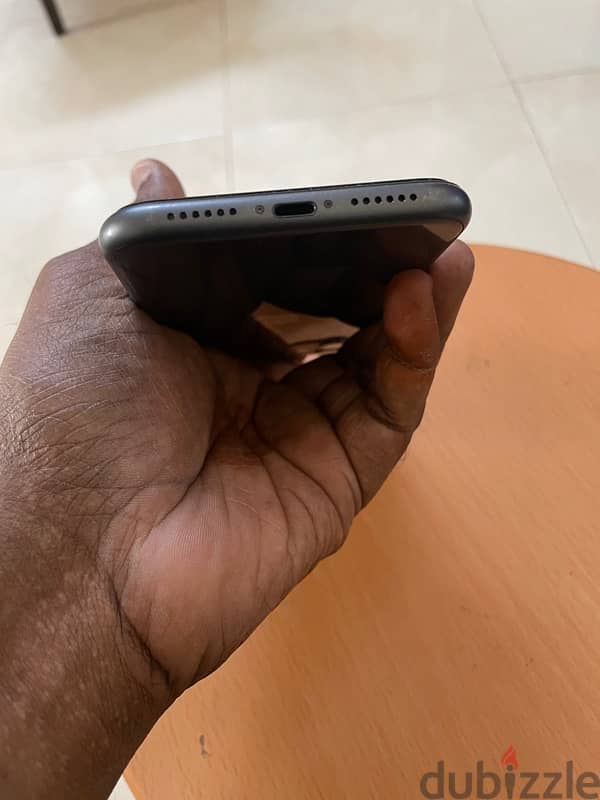 256GB Apple iPhone 11 urgent sale 5